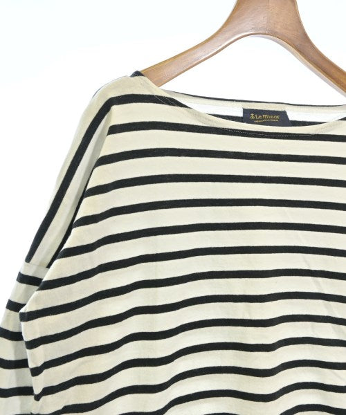 Le minor เสื้อยืด/เสื้อท็อปส์