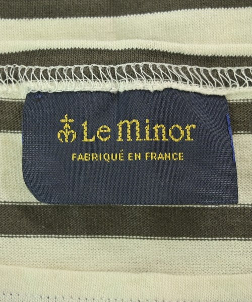 Le minor เสื้อยืด/เสื้อท็อปส์