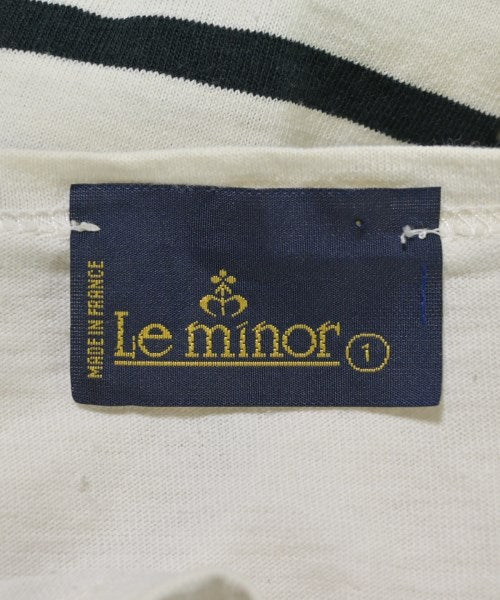 Le minor เสื้อยืด/เสื้อท็อปส์
