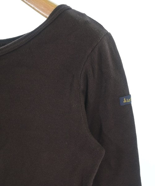 Le minor เสื้อยืด/เสื้อท็อปส์