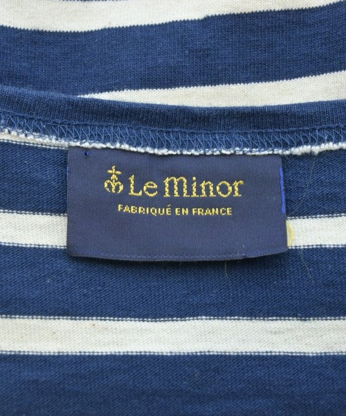 Le minor เสื้อยืด/เสื้อท็อปส์
