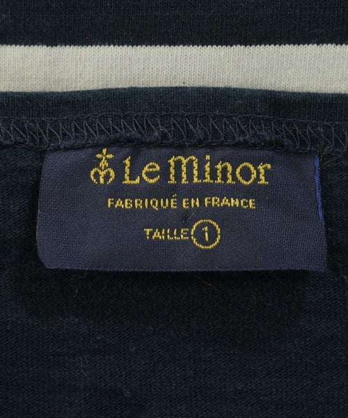 Le minor เสื้อยืด/เสื้อท็อปส์