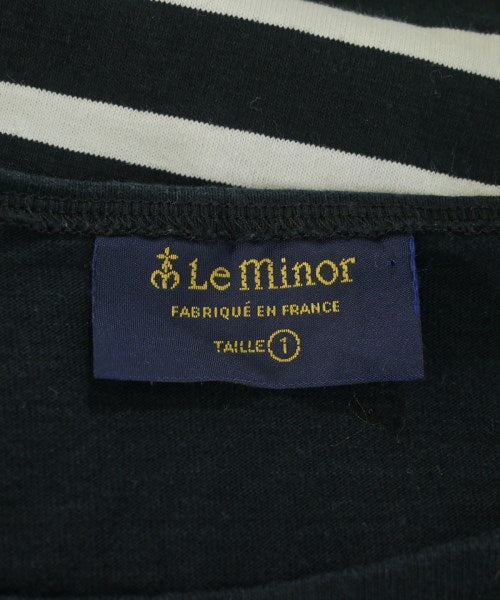 Le minor เสื้อยืด/เสื้อท็อปส์