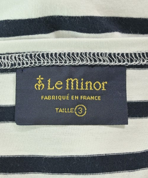 Le minor เสื้อยืด/เสื้อท็อปส์