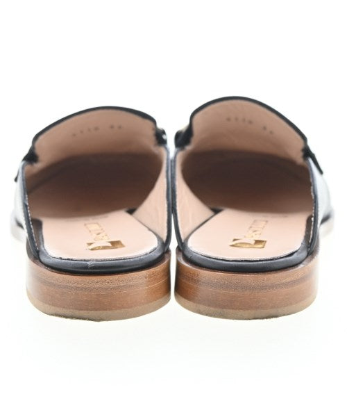 PASCUCCI รองเท้า อื่น