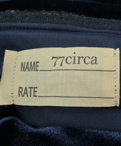 77circa เสื้อยืด/เสื้อท็อปส์
