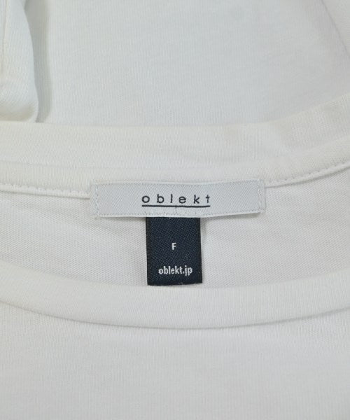 oblekt เสื้อยืด/เสื้อท็อปส์