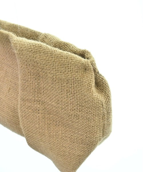 SENSI STUDIO คลัตช์