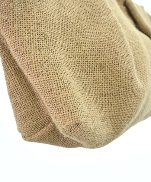 SENSI STUDIO คลัตช์