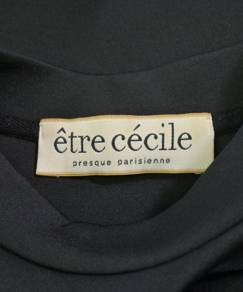 etre cecile เสื้อยืด/เสื้อท็อปส์
