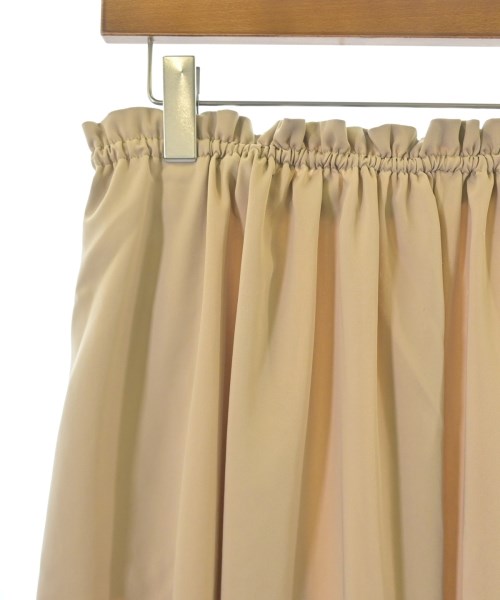 ABAHOUSE ECRU กระโปรงยาวถึงเข่า