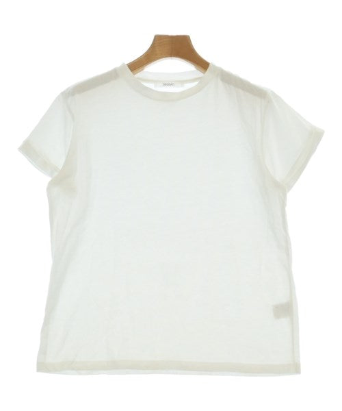 Discoat เสื้อยืด/เสื้อท็อปส์