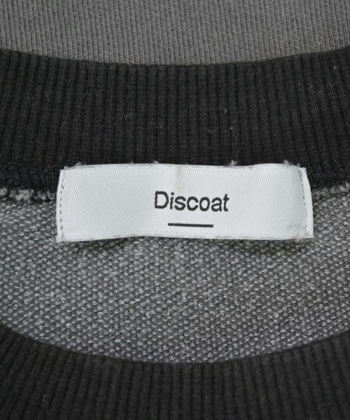 Discoat เสื้อยืด/เสื้อท็อปส์
