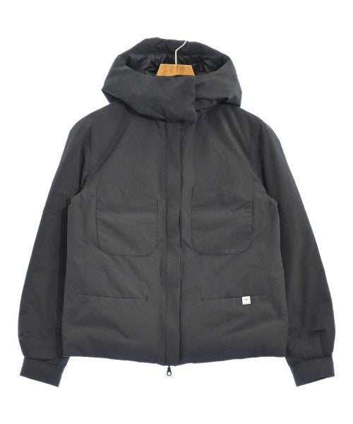 Y.M.Walts แจ็คเก็ตดาวน์/เสื้อกั๊ก