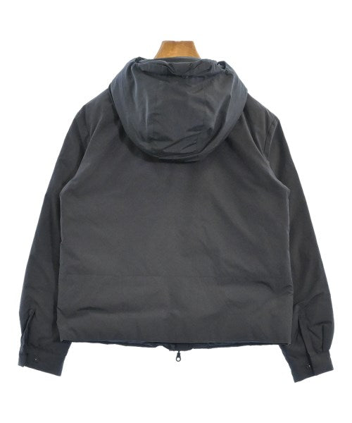 Y.M.Walts แจ็คเก็ตดาวน์/เสื้อกั๊ก