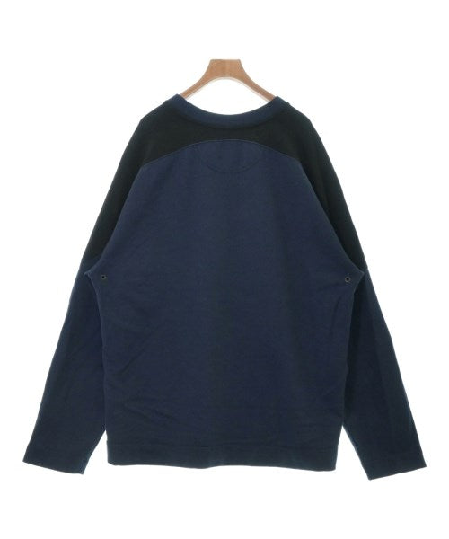 ESSAY เสื้อสเวตเตอร์