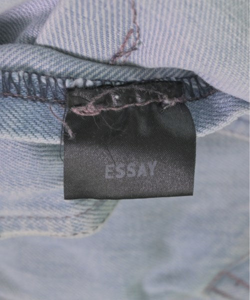 ESSAY ยีนส์