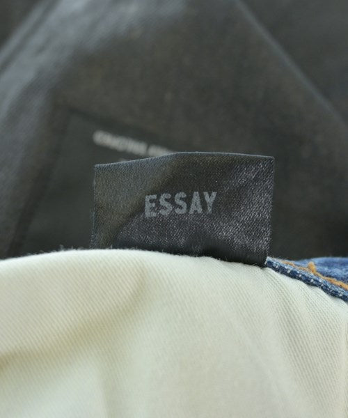 ESSAY ยีนส์