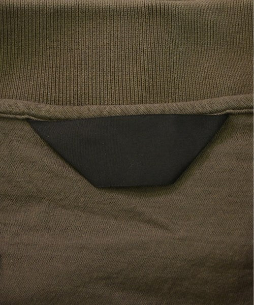 ESSAY เสื้อโปโล