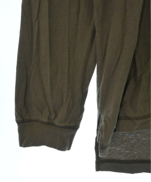 ESSAY เสื้อโปโล