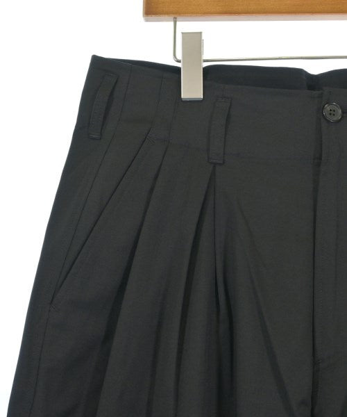 ESSAY กางเกง อื่น