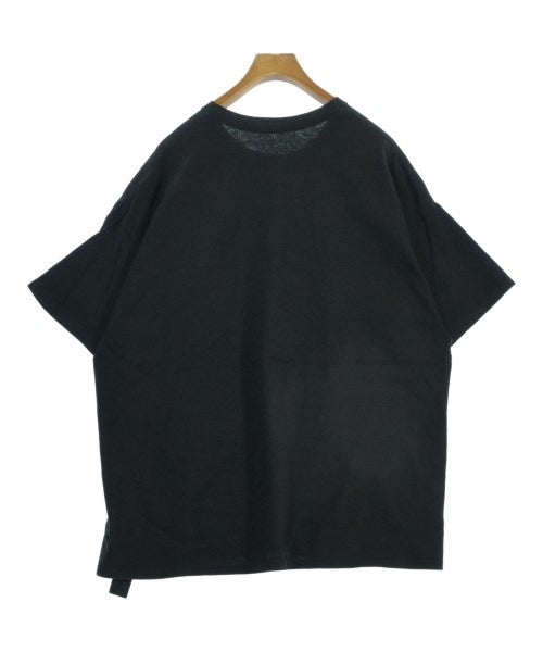 ESSAY เสื้อยืด/เสื้อท็อปส์