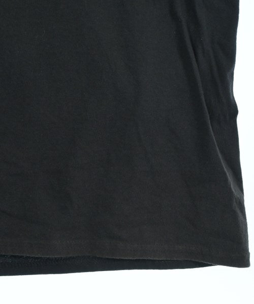 ESSAY เสื้อยืด/เสื้อท็อปส์