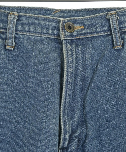 ESSAY ยีนส์