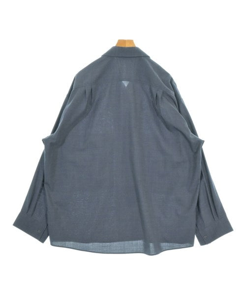 ESSAY เสื้อลำลอง