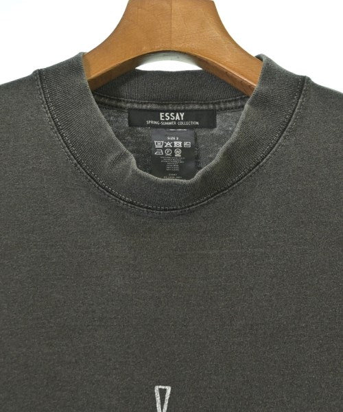 ESSAY เสื้อยืด/เสื้อท็อปส์