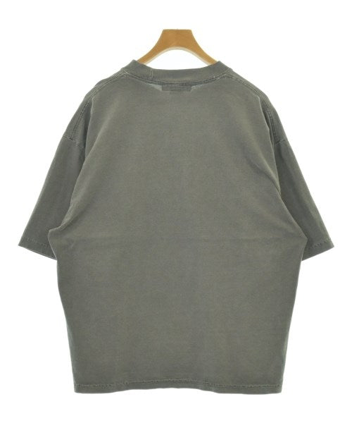 ESSAY เสื้อยืด/เสื้อท็อปส์