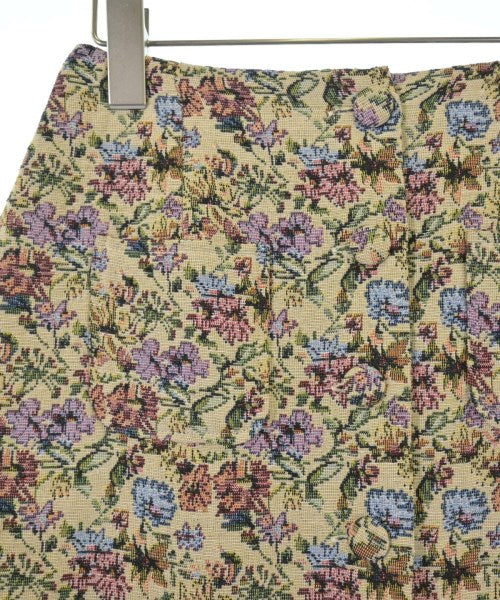 one after another NICE CLAUP กระโปรงสั้น