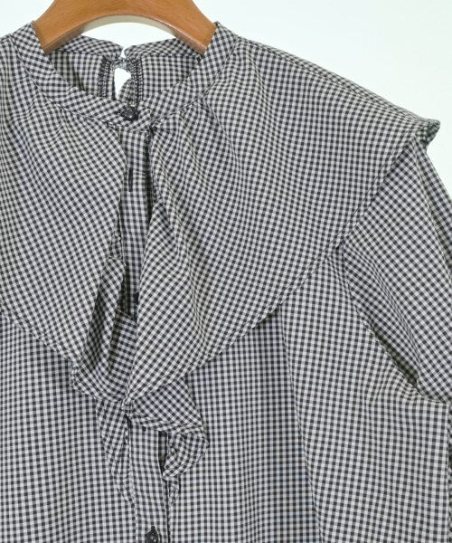 one after another NICE CLAUP เสื้อลำลอง