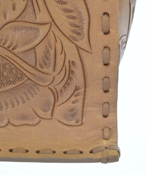 Carving Tribes กระเป๋าถือขนาดใหญ่