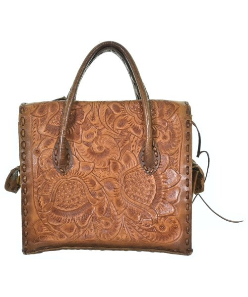 Carving Tribes กระเป๋าถือ