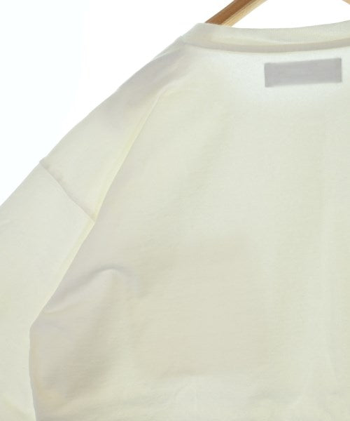 in・stru(men-tal). เสื้อยืด/เสื้อท็อปส์