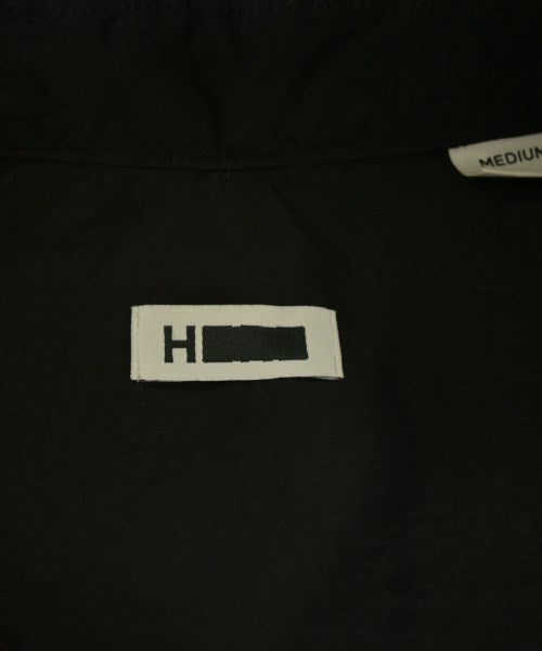H BEAUTY&YOUTH เสื้อลำลอง
