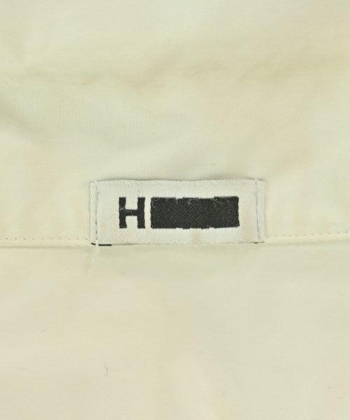 H BEAUTY&YOUTH เสื้อลำลอง