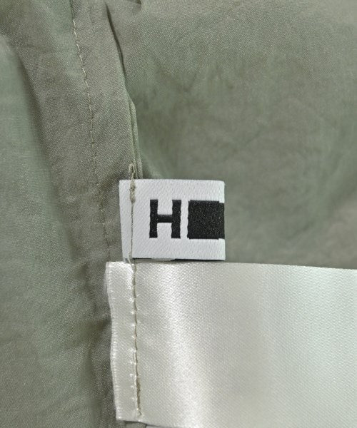 H BEAUTY&YOUTH เสื้อลำลอง