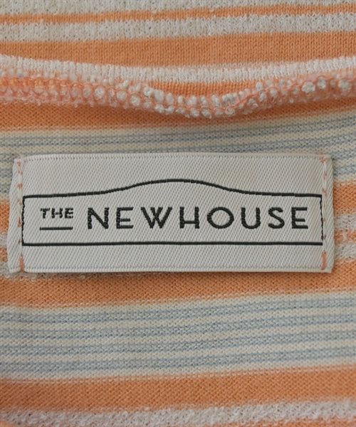 THE NEWHOUSE เสื้อยืด/เสื้อท็อปส์