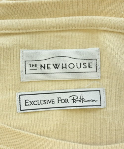 THE NEWHOUSE เสื้อยืด/เสื้อท็อปส์