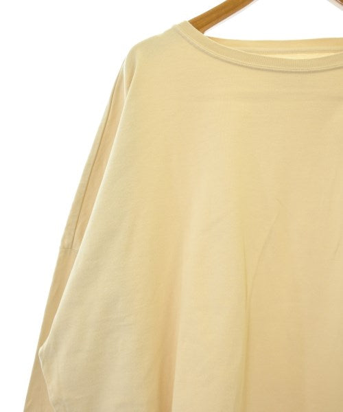 THE NEWHOUSE เสื้อยืด/เสื้อท็อปส์