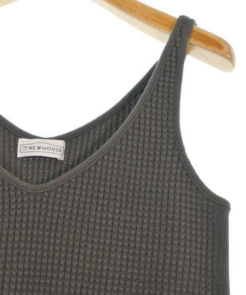 THE NEWHOUSE เสื้อกล้าม