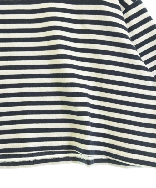 THE NEWHOUSE เสื้อยืด/เสื้อท็อปส์