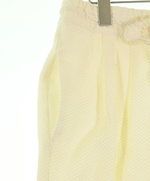 Edwina Horl กางเกง อื่น