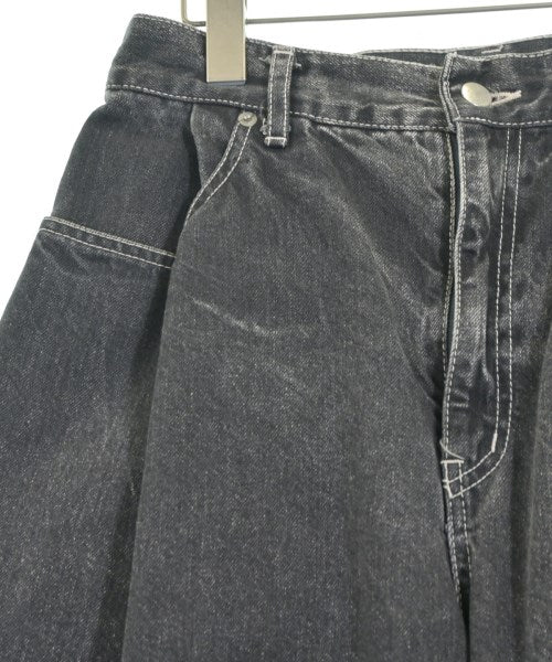 Edwina Horl ยีนส์