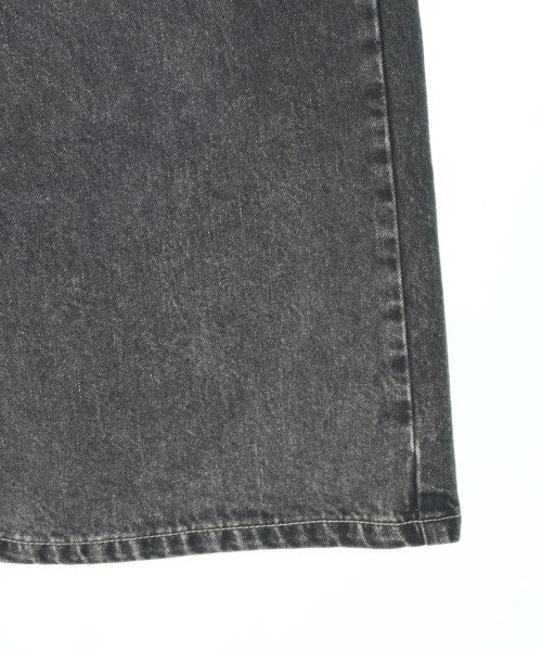 Edwina Horl ยีนส์