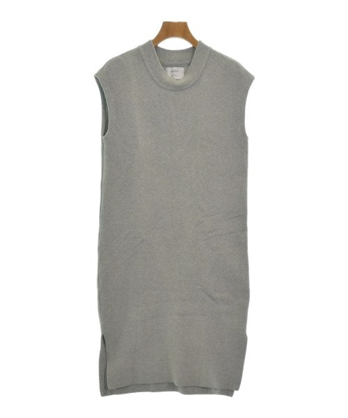 STUDIOUS ชุดเดรส