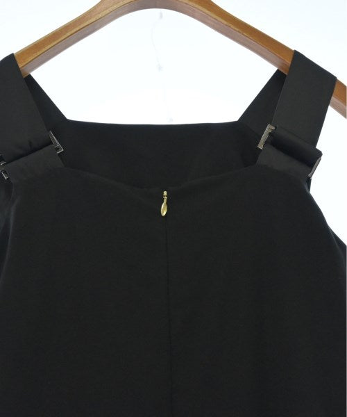 STUDIOUS ชุดเดรส