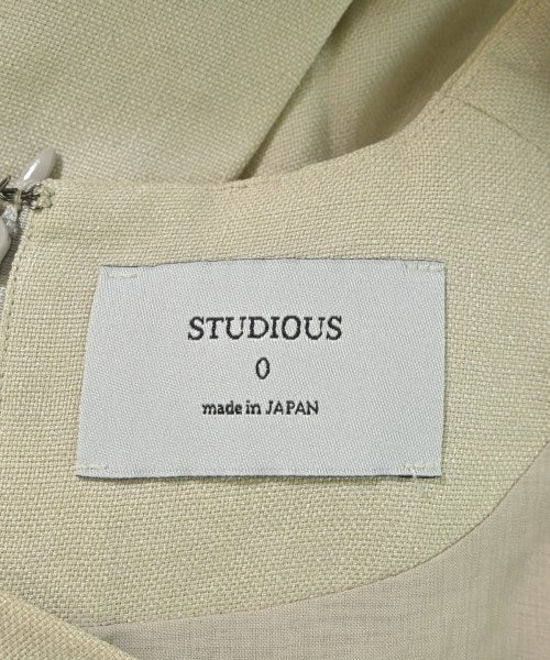 STUDIOUS เสื้อสตรี